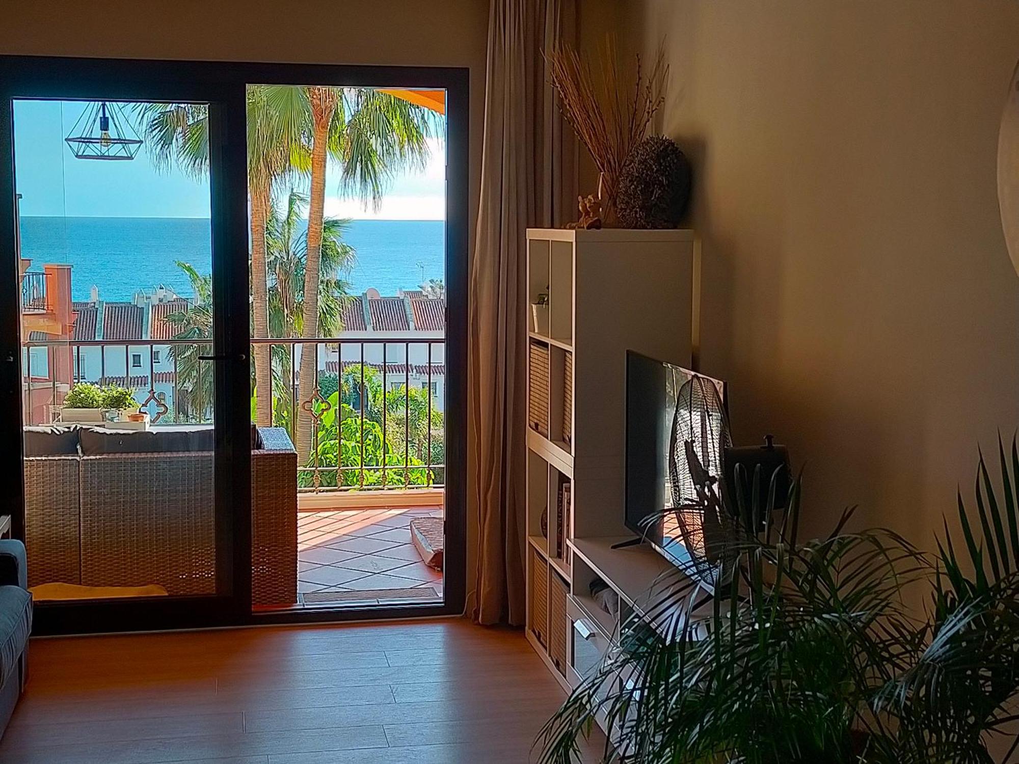 Appartement Met Zeezicht En Vlakbij Het Strand Manilva Bagian luar foto